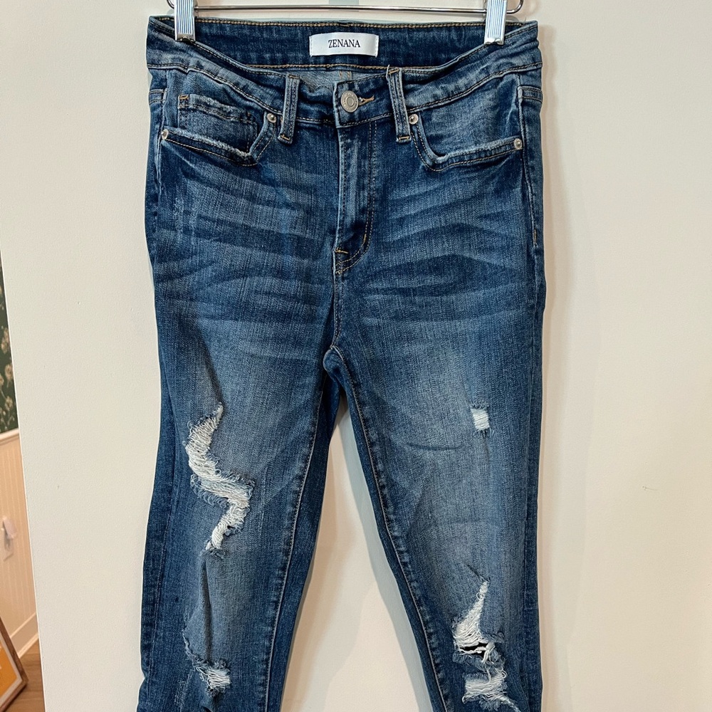 Zenana Outfitters Distressed Medium Blue Skinny Jeans
